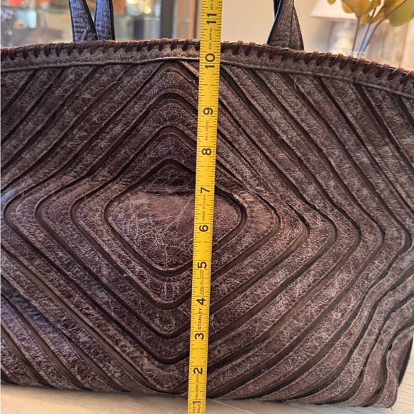 Black Rivet Textured Dark brown Tote from Wilson’s Leather! Like new! - Picture 7 of 10